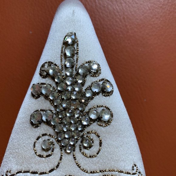 Alain Tondowski Silk & Rhinestone Shoes - Picture 6 of 6